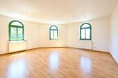 Foto - Charmante 1-Raum-Wohnung im Dachgeschoss mit Fernblick in Chemnitz – Ihr neues Zuhause!