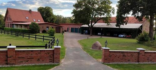 Foto - 1,5 Zimmer-Wohnung an weibliche Person