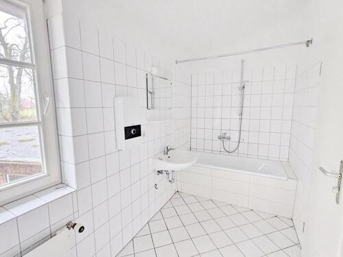 Foto - Nachmieter ges. für sehr schöne u. helle 2-Zimmer-Wohnung im Park