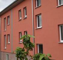 Schöne 4 Zi.-Wohnung mit neuer EBK+Balkon in PN, neu saniert - Pößneck