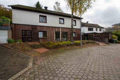 Foto - Ein- bis Zweifamilienhaus mit 6 Zimmern in Herscheid