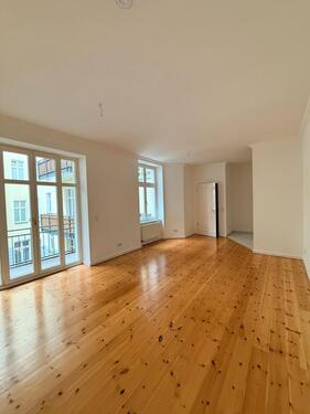 Foto - Prenzlauer Berg: Helle sanierte 2-Zimmer-Altbauwohnung - Balkon