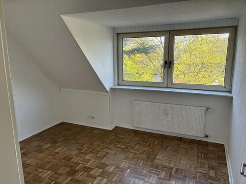 Foto - 3.5 Zimmer Dachgeschoßwohnung zur Miete in Essen
