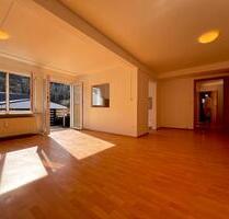 Schöne ruhige renovierte Wohnung in Winterberg OT