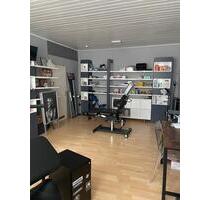 Büro Lager - 420,00&nbsp;EUR Kaltmiete, ca.&nbsp; 36,00&nbsp;m&sup2; in Weinheim (PLZ: 69469)