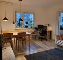 2-Room Flat on green Cosimaplatz in Friedenau — until end of July - Berlin Tempelhof-Schöneberg