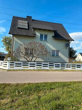 Foto - Ländliche Wohnidylle – Haus freistehend – großes Grundstück