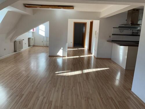 Foto - Wohnung zu vermieten - 875,00 EUR Kaltmiete, ca.  115,00 m²