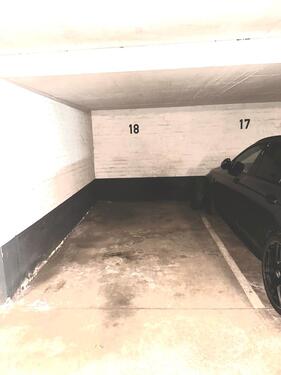 Foto - Tiefgaragenstellplatz in Blankenese nähe Bahnhof