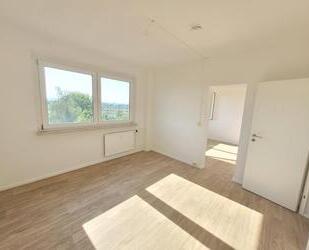 ECHTE Lebensqualität! - 4 Zimmer, 70m² mit EBK & Duschbad - Halle (Saale) Silberhöhe