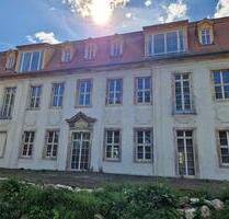 Erstbezug nach Sanierung – 3-Raum-Wohnung im Schloss - Teutschenthal