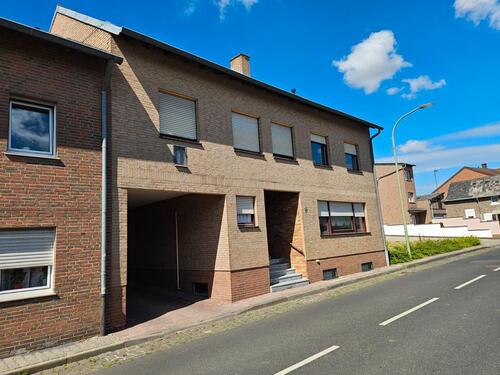 Foto - Großes Einfamilienhaus Generationenhaus in Zülpich