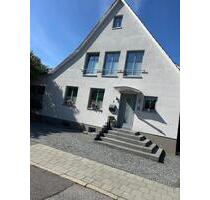 Haus in Holtenau - 750.000,00&nbsp;EUR Kaufpreis, ca.&nbsp; 150,00&nbsp;m&sup2; in Kiel (PLZ: 24159) Friedrichsort