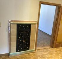 Neuwertige Wohnung mit 4 Zimmern, Vollbad, EBK, Echtholzpakett und Traumterrasse in Freiberg