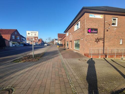 Foto - 125m² Gewerbe-Fläche, Büro, Praxis, Kanzlei, Einzelhandel, an B73