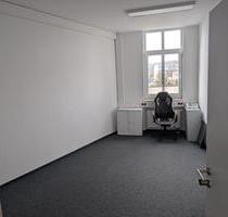Schöner Büroraum in sauberer Bürogemeinschaft - Saarbrücken West