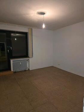 Foto - Zentrale 4 Zimmer Whg in Neuss Furth