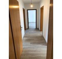 Wohnung zu Vermieten - 900,00&nbsp;EUR Kaltmiete, ca.&nbsp; 91,00&nbsp;m&sup2; in Remagen (PLZ: 53424)