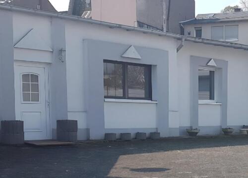 Foto - Neuwied, kl.Haus, 2 ZKD, an 1-2 Personen, sofort frei !