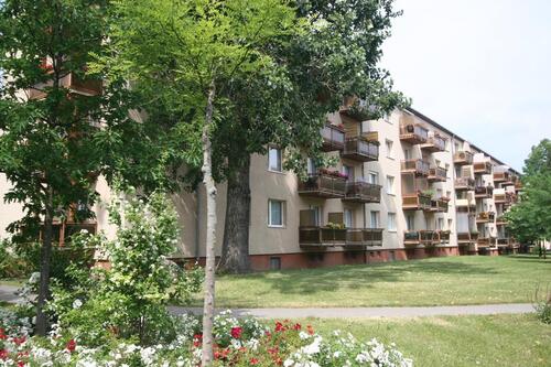 Foto - 3-Raum Wohnung im Grünen - 420,00&nbsp;EUR Kaltmiete, ca.&nbsp; 60,36&nbsp;m&sup2;