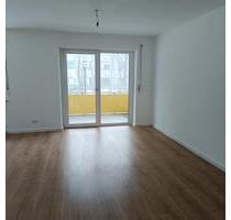 Schöne lichtdurchflutete 4 Zimmer Wohnung mit Balkon - Feldkirchen