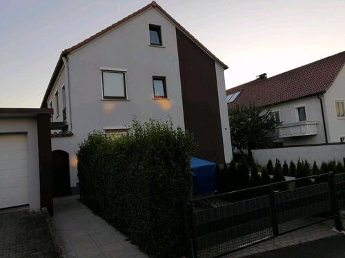 Foto - Mehrfamilienhaus mit 3 Wohnungen