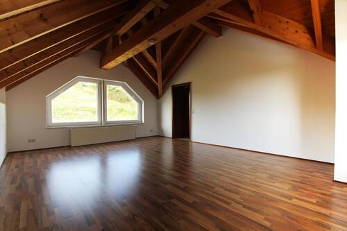 Foto - Etagenwohnung zur Miete in Hohenstein-Ernstthal