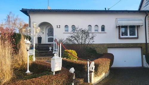 Foto - Einfamilienhaus - 435.000,00&nbsp;EUR Kaufpreis, ca.&nbsp; 150,00&nbsp;m&sup2;