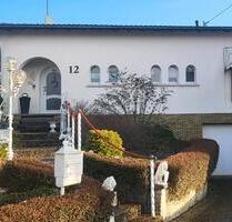 Einfamilienhaus - 435.000,00&nbsp;EUR Kaufpreis, ca.&nbsp; 150,00&nbsp;m&sup2; in Großrosseln (PLZ: 66352)