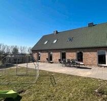 Freistehendes Einfamilienhaus mit Großem Grundstück - Bützow
