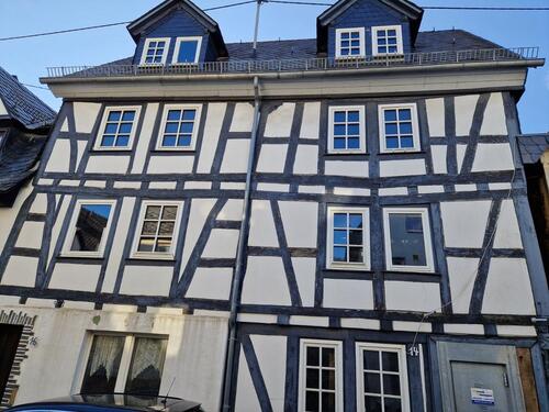 Foto - Zweifamilienhaus in Montabaur - 128.600,00 EUR Kaufpreis,