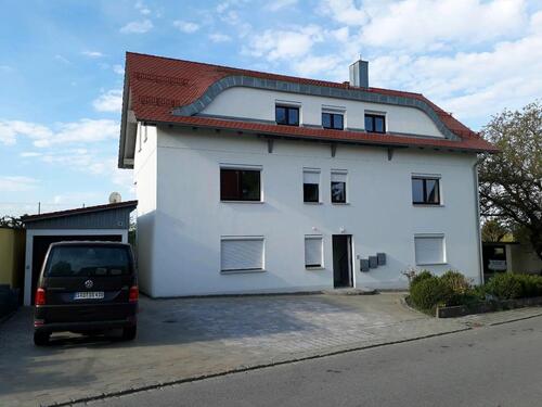 Foto - Helle 4-Zimmer-Wohnung mit Terrasse und Gartenanteil