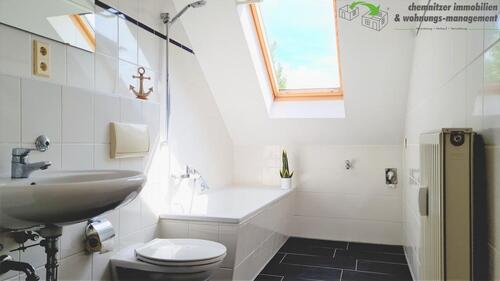 Foto - 3-Raum-Dachgeschosswohnung mit freundlichem Tageslichtbad & gemütlichem Balkon