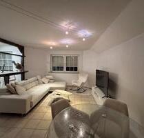 Helle 2,5-Zimmer-Wohnung mit Dachterrasse in Ransbach-Baumbach