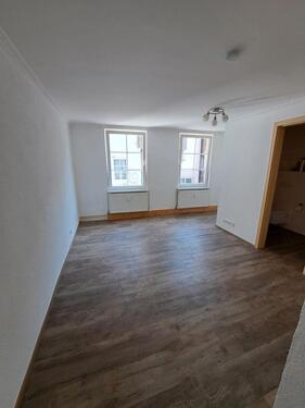 Foto - 6 Zimmer Mehrfamilienhaus, Wohnhaus in Möckmühl