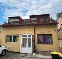 Haus in zentraler Lage von Nürnberg - Entkernt,provisionsfrei