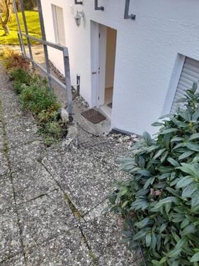 Foto - Großzügige UG-Wohnung mit Blick in Garten & Garagenvermietung