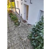 Großzügige UG-Wohnung mit Blick in Garten & Garagenvermietung - Keltern