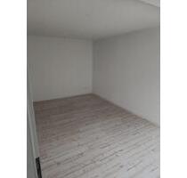 Frisch renovierte 3-Zimmer-Wohnung mit 2 Balkonen in Eschhofen - Limburg an der Lahn