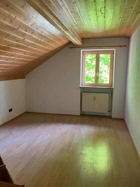 Foto - Dachgeschosswohnung zu vermieten