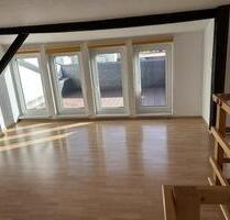 Ruhige und renovierte Maisonettewohnung im 1. OG - Arnstadt