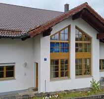 Große 4 Zimmer-Wohnung in Eging mit Garten - Eging am See