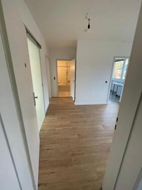Foto - 2,5-Zimmer-Wohnung mit Balkon – renoviert & modern – Lübeck 23560