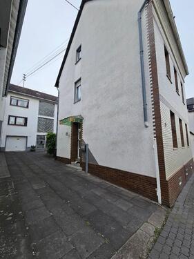 Foto - 13 Zimmer Einfamilienhaus zum Kaufen in Urmitz