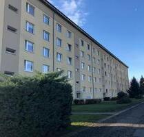 Frisch renovierte 3-Zimmer mit Balkon und weitem Blick! - Großenhain