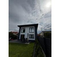 Modernes Einfamilienhaus in neuwertigem Zustand - inkl. PV Anlage - Neustadt am Rübenberge