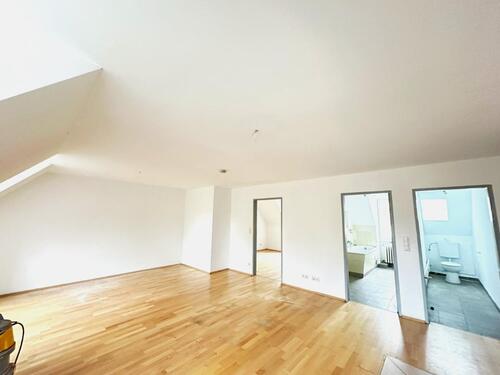 Foto - Stilvolle 3-Zimmerwohnung mit großzügigem Wohnambiente