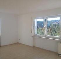 Schöne, ruhige 3 ZBK mit Balkon - Biberbach