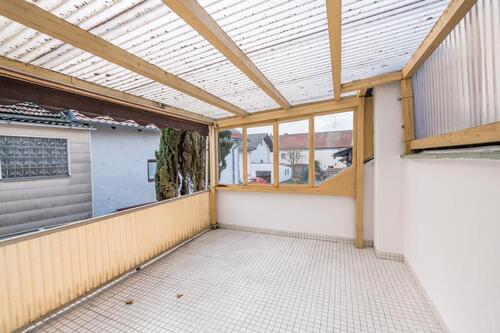 Foto - Erstbezug nach Sanierung. - 950,00&nbsp;EUR Kaltmiete, ca.&nbsp; 126,00&nbsp;m&sup2;