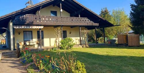 Foto - Bungalow auf Traumgrundstück in Mettenheim-Hart – sofort beziehba